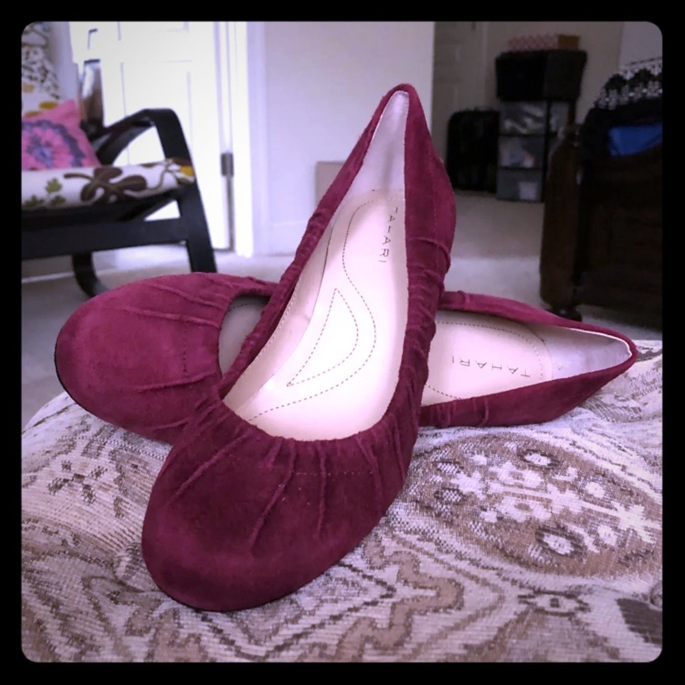 Suede kitty heels